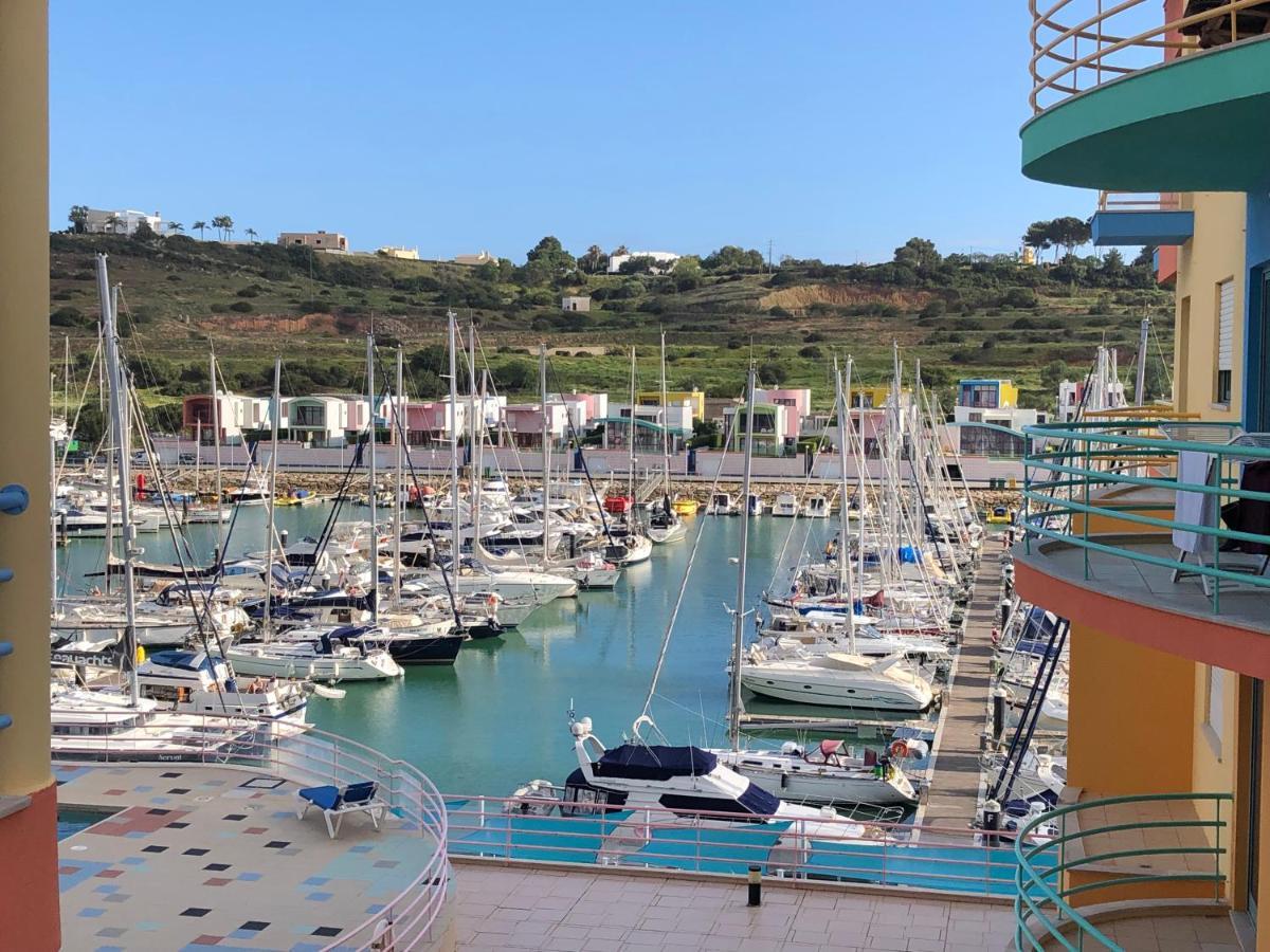 Marina View Apartment Albufeira Buitenkant foto